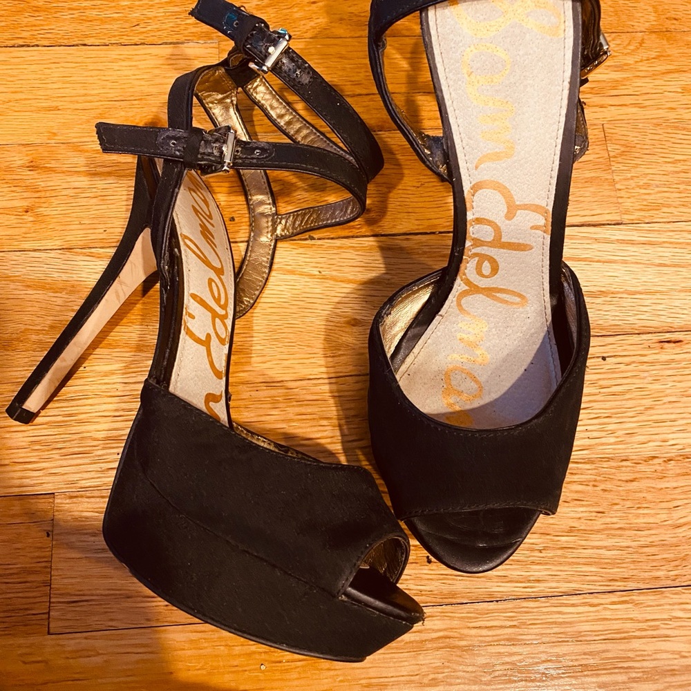 Sam Edelman strappy sandals with a platform.
